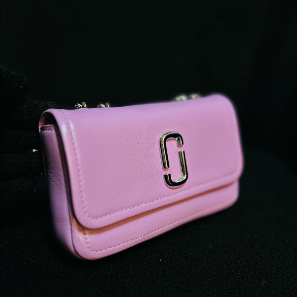 Marc Jacobs Mini Glam Shot Bag🫰 - Picture 4 of 16